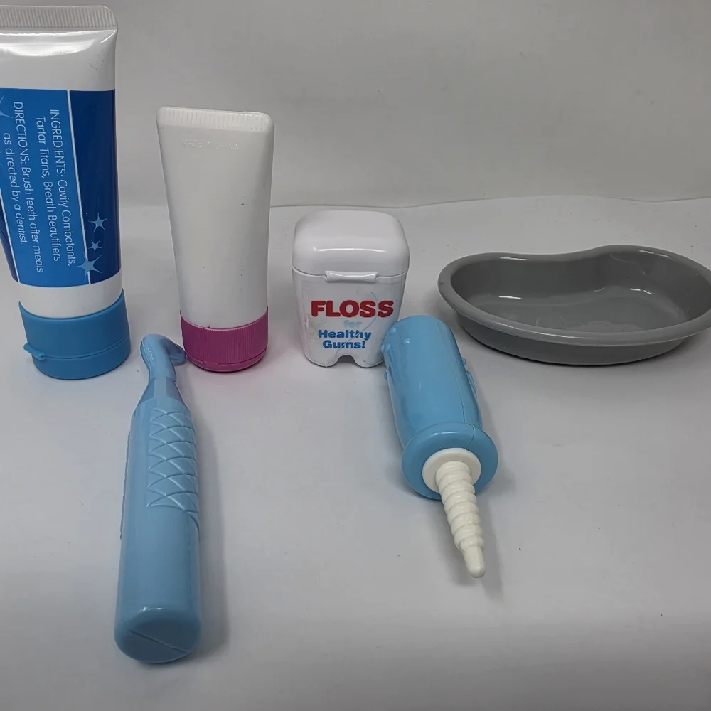 Play Dentist Dental Floss Toothpaste Tray Instruments Plastic Lot